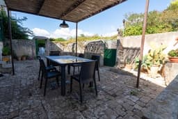 Detached Villa in the Ragusa Countryside 4