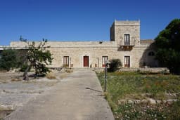 Historic Estate with Coastal Views for Sale in Ragusa 1