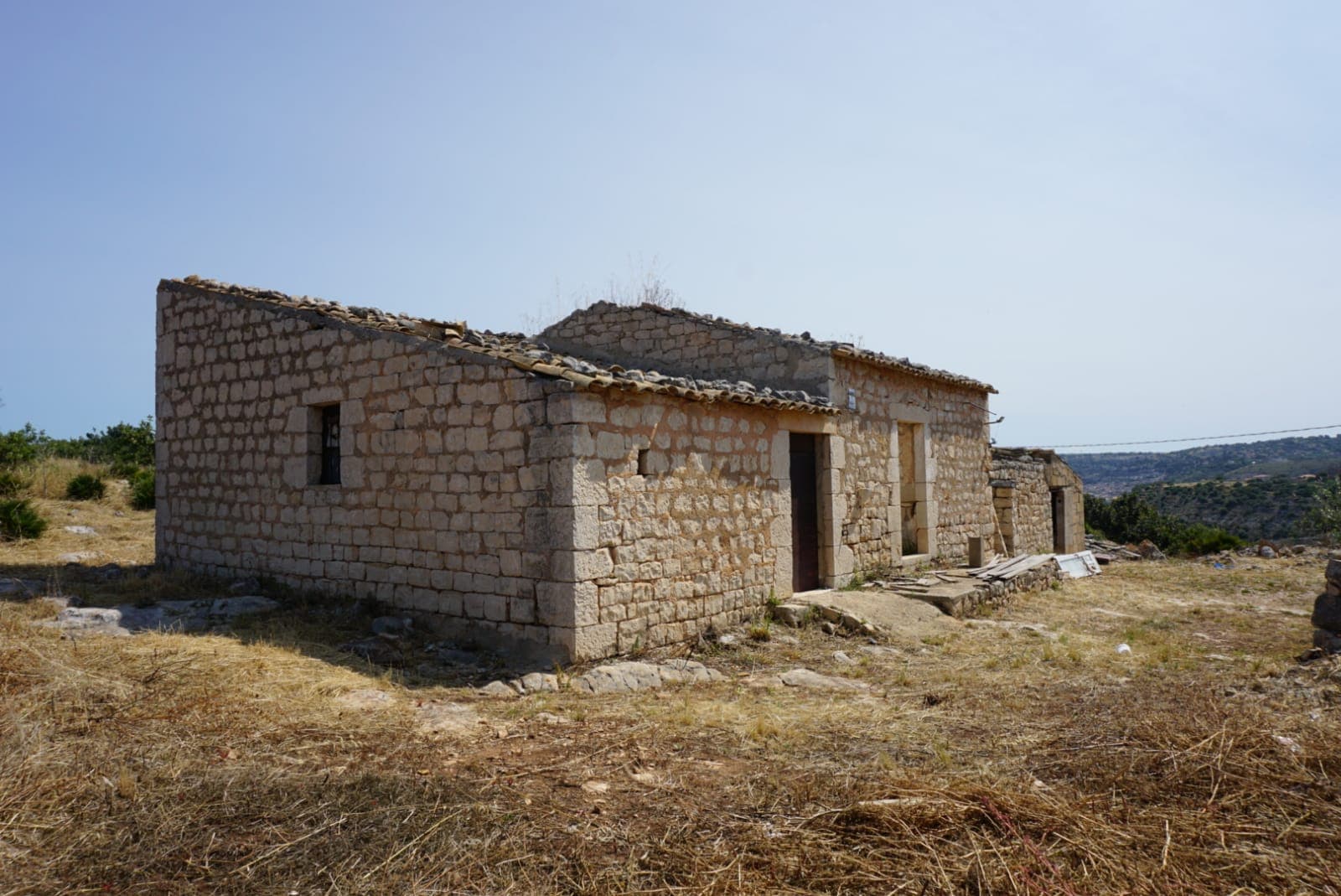 Stone Country House with Scenic Views in Scicli 1