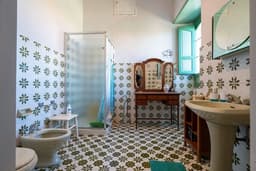 Detached Villa in the Ragusa Countryside 13