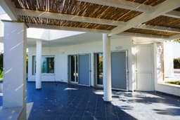 Seaside Villa with Garden and Pool 4