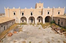 A Fortified Palazzo in Modica’s Countryside 2
