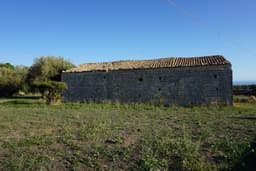 Traditional Countryside Farmhouse in Modica 2