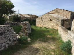 Stone-Built Country Estate in Modica 2