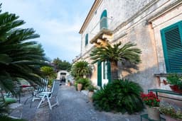 Detached Villa in the Ragusa Countryside 1