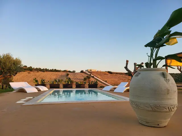 Agriturismo Retreat near Noto